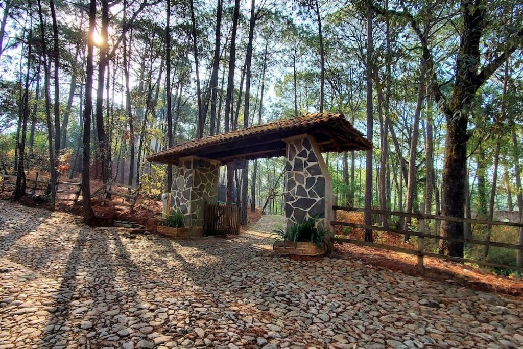 Cabaña rustica a 1km de cascada Mazamitla Exterior foto